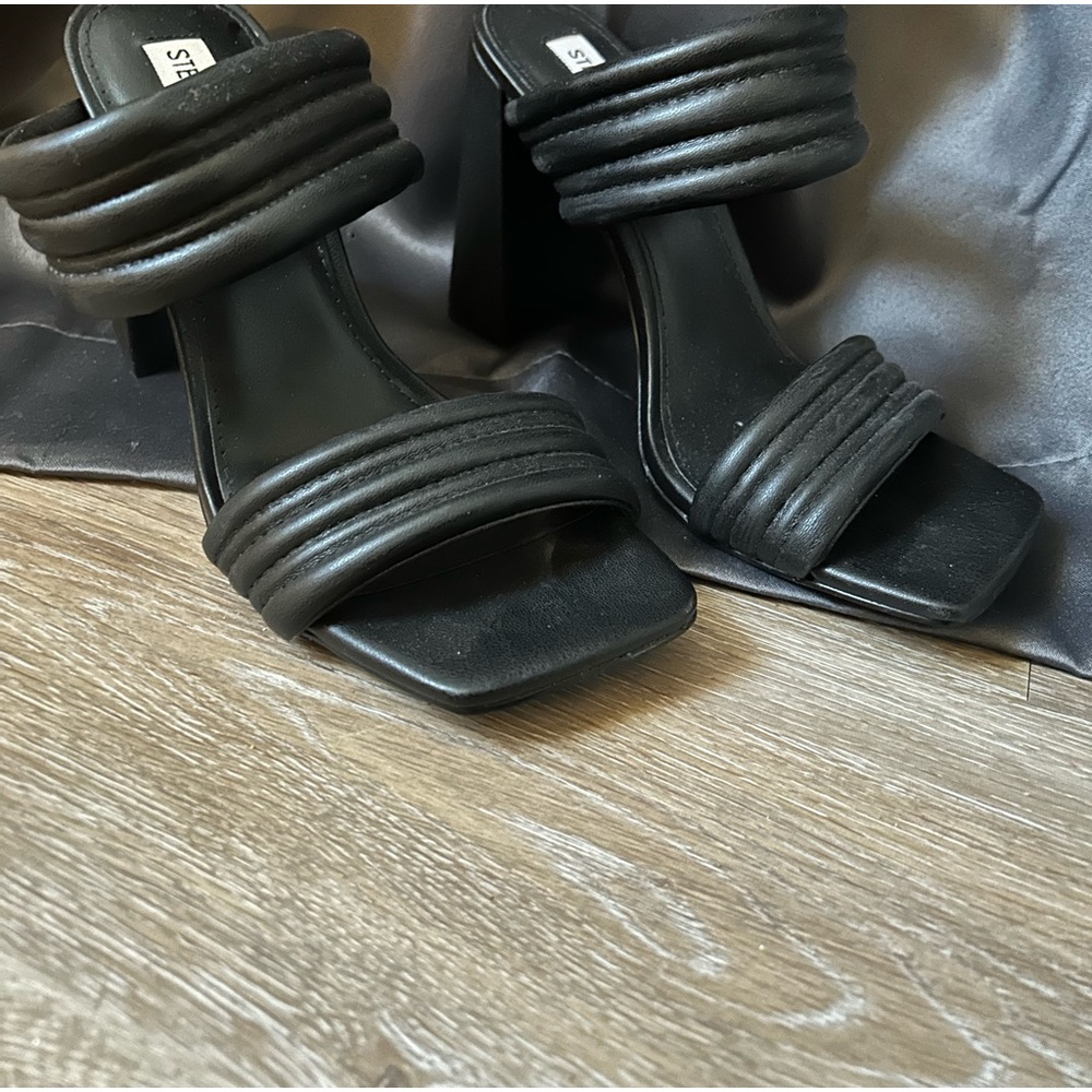 Steve Madden Heels. 8.5. Only Worn Once For 10 Mi… - image 1